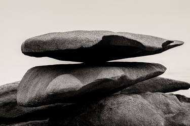 Abstract Balance thumb