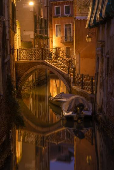 Night Magic of Venice - Old Gold thumb