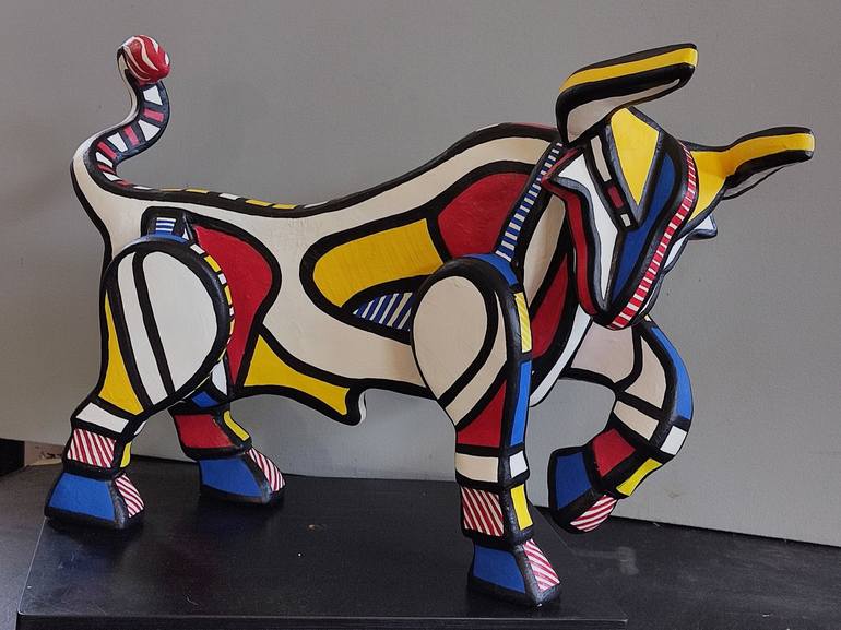 Original Abstract Animal Sculpture by Jaime Nepomuceno