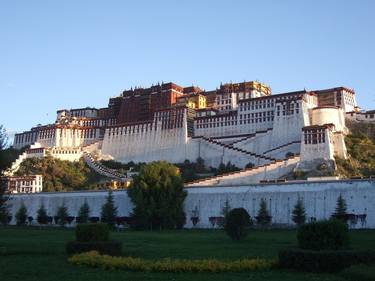 Potala Palace Lhasa Tibet thumb