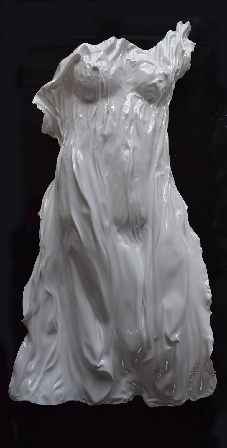 Original Body Sculpture by Anna Sidi-Yacoub