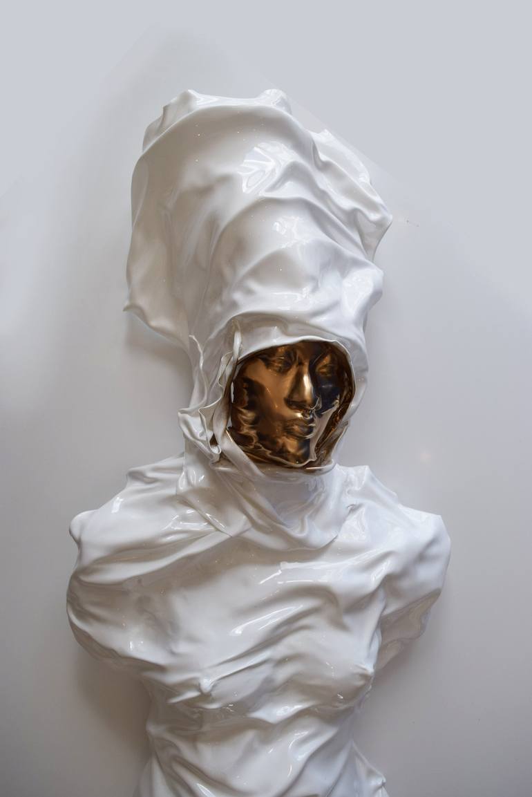 Original Body Sculpture by Anna Sidi-Yacoub