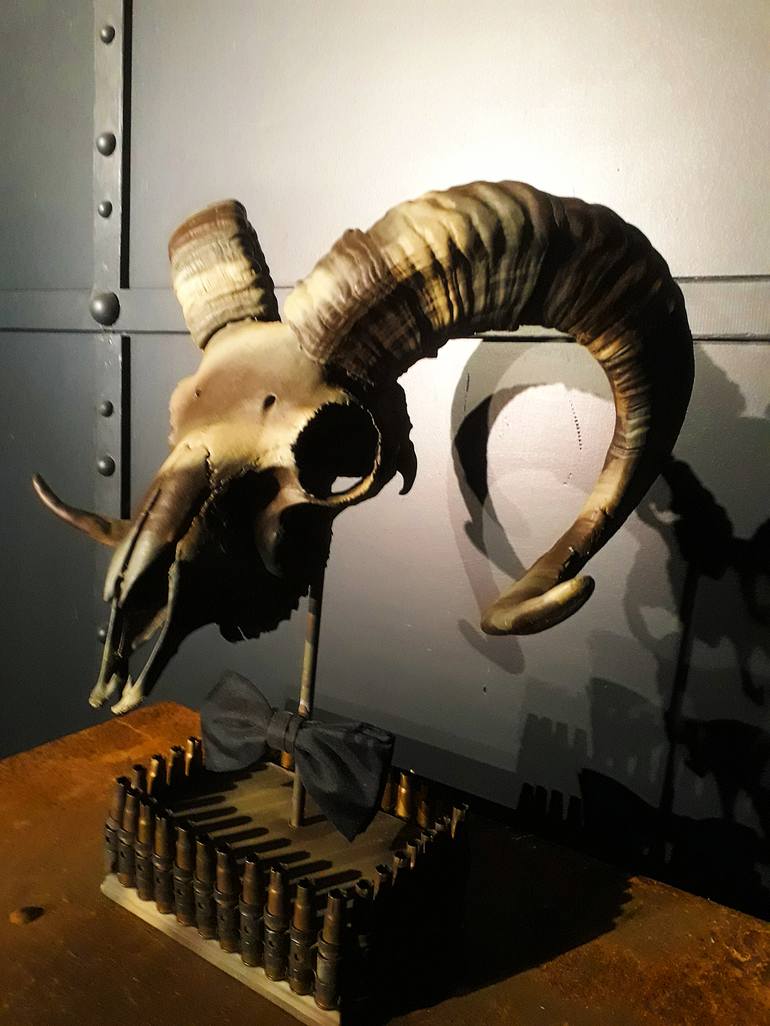 Original Pop Art Animal Sculpture by scott hendrie