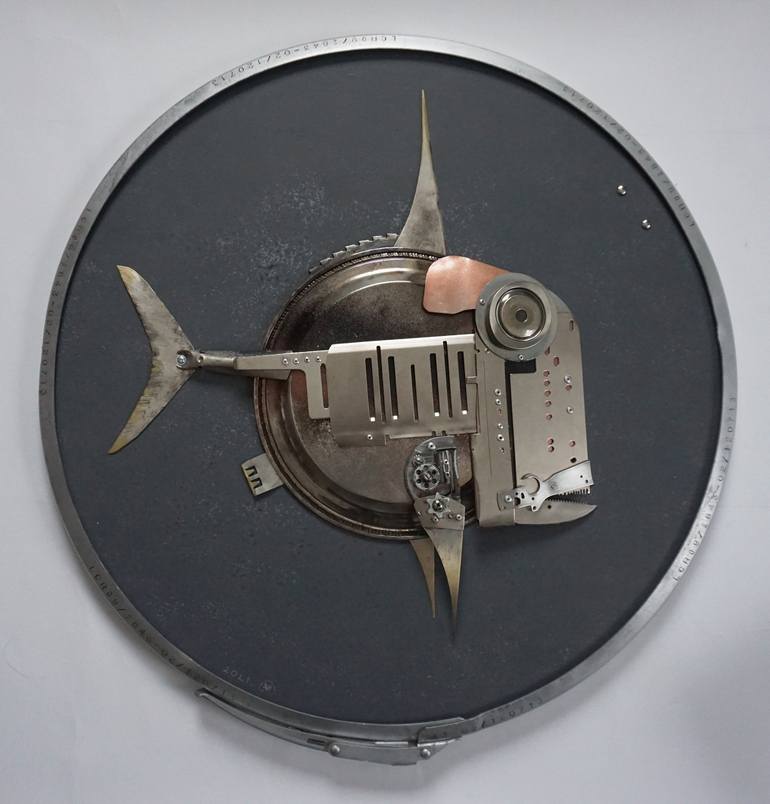 Original Dada Fish Sculpture by Vladimiras Nikonovas