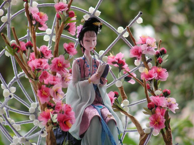 Original Surrealism Other Sculpture by Zora Yin