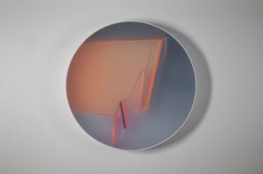 Valence 6 (circle, tondo, abstract, geometric, optical, circular painting, lucite, light, refraction) thumb