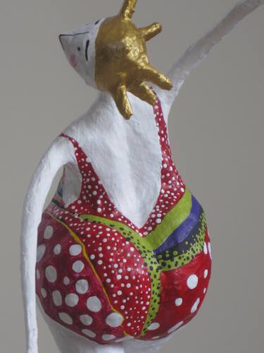 Original Figurative Women Sculpture by viviana gomez