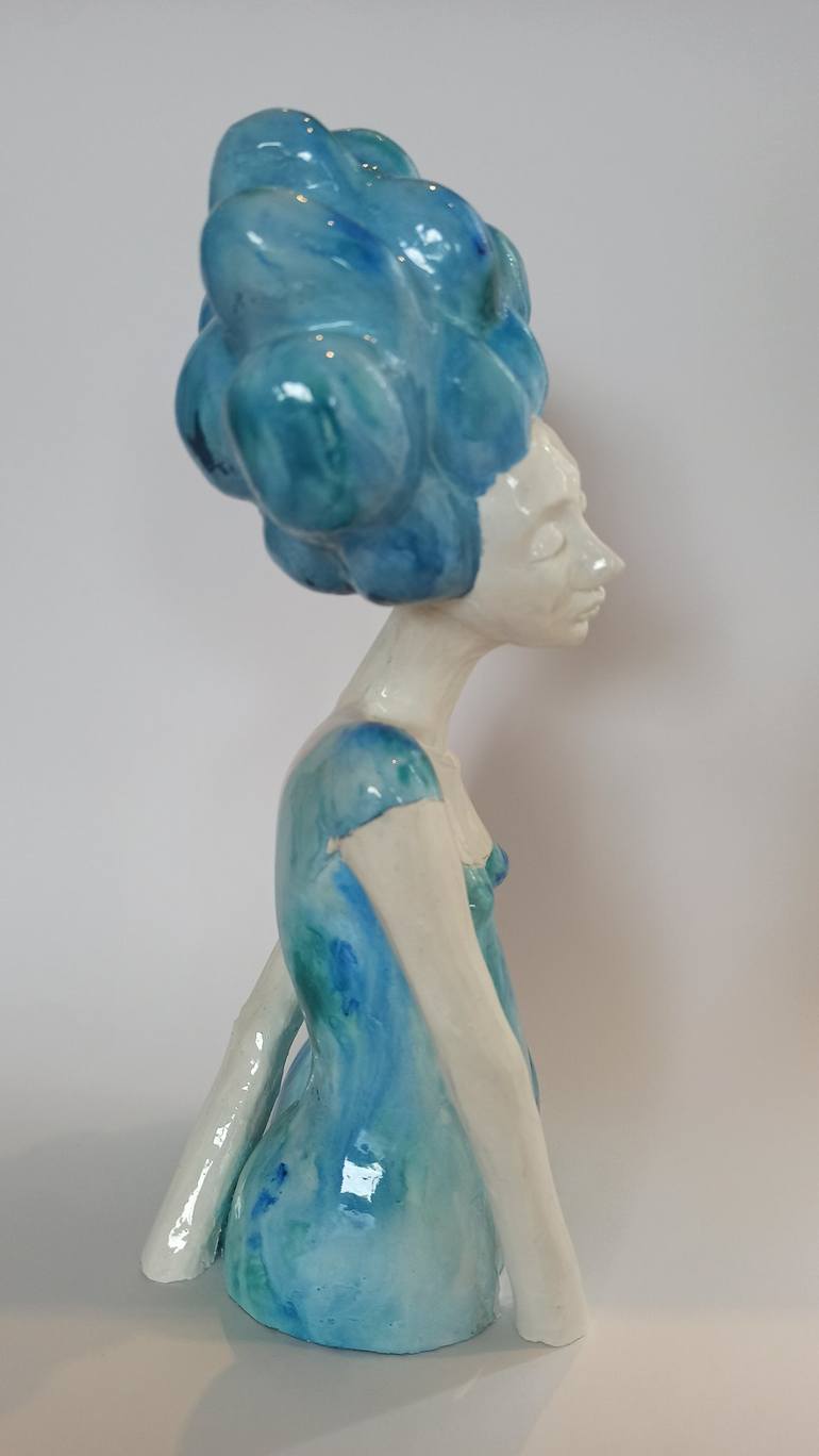 Original Women Sculpture by viviana gomez