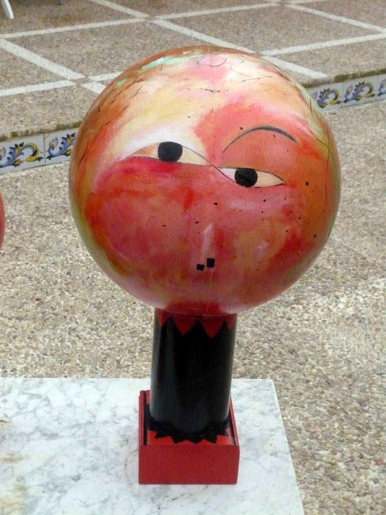 Original Figurative People Sculpture by Concha Flores Vay