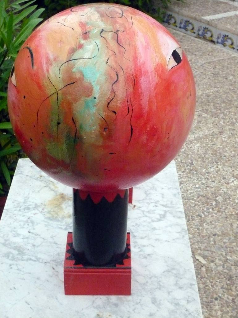 Original Figurative People Sculpture by Concha Flores Vay