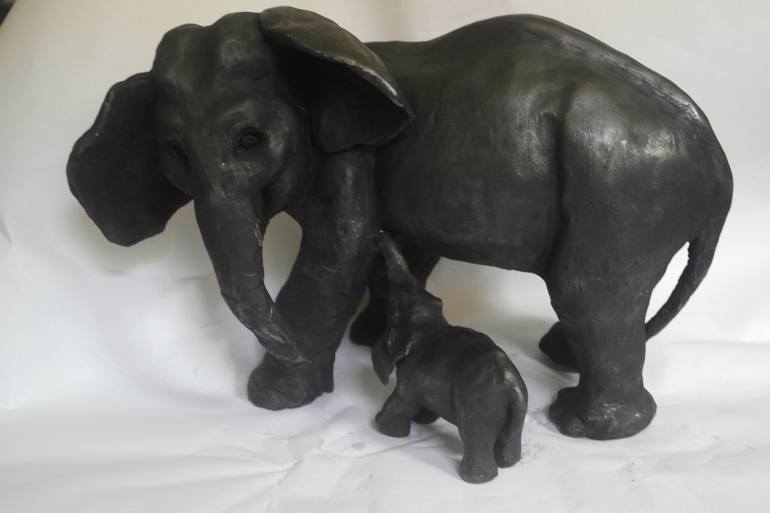 Original Animal Sculpture by Ivanka Kutner