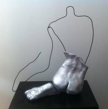Original Pop Art Nude Sculpture by Mar Vázquez-Roy