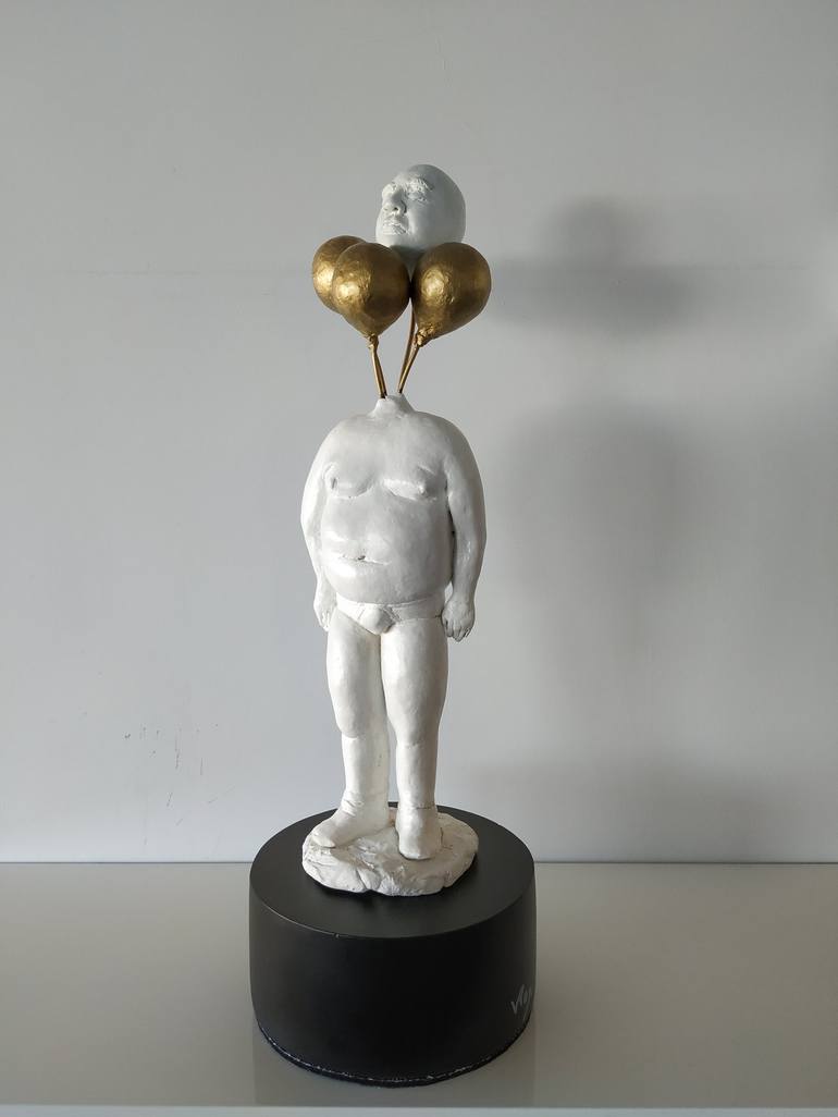 Original Figurative People Sculpture by Mar Vázquez-Roy