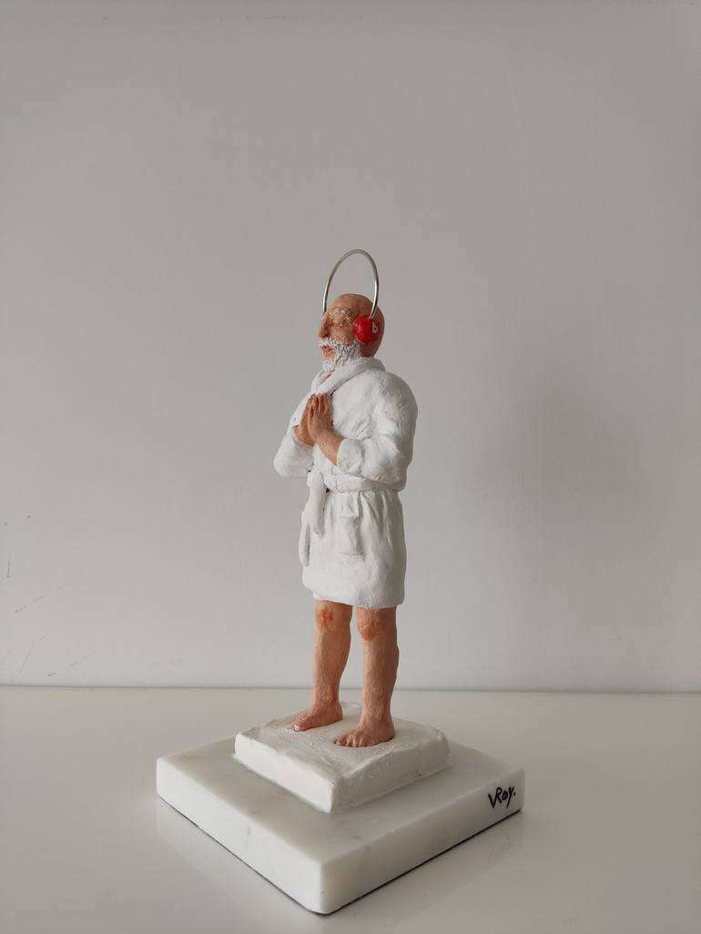 Original Figurative People Sculpture by Mar Vázquez-Roy