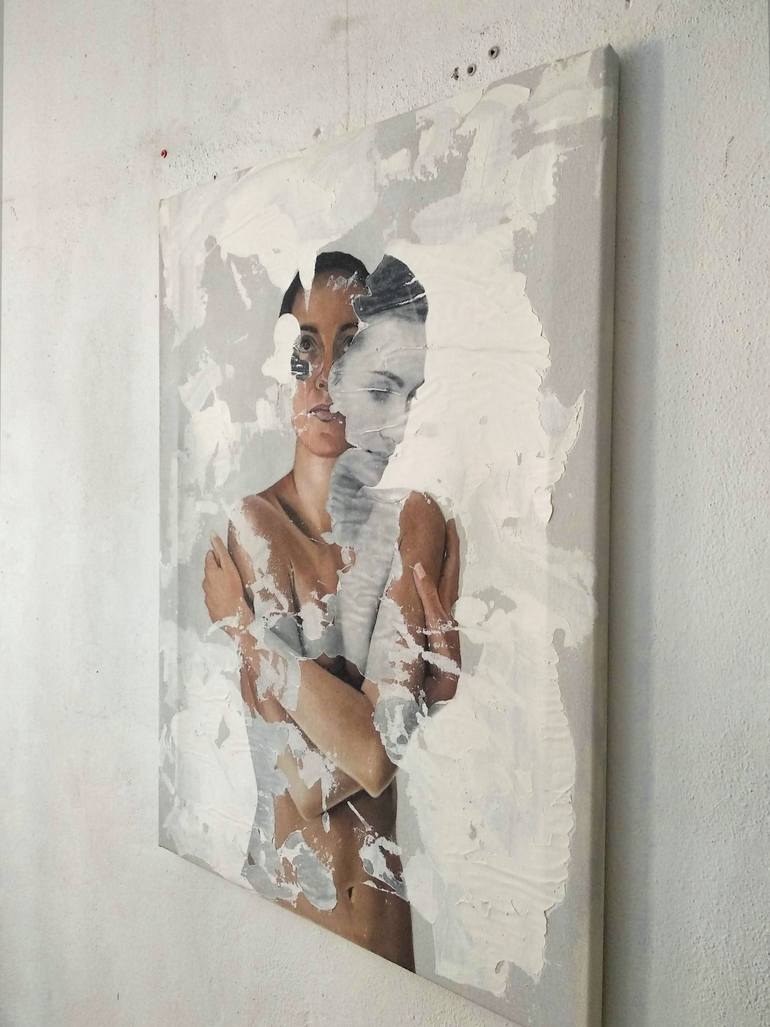 Original Figurative Women Painting by Raúl Lara