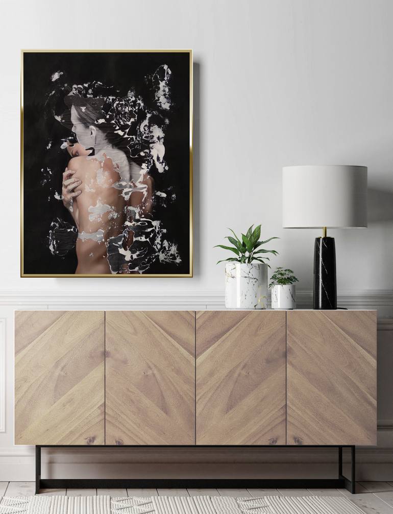 Original Figurative Women Painting by Raúl Lara