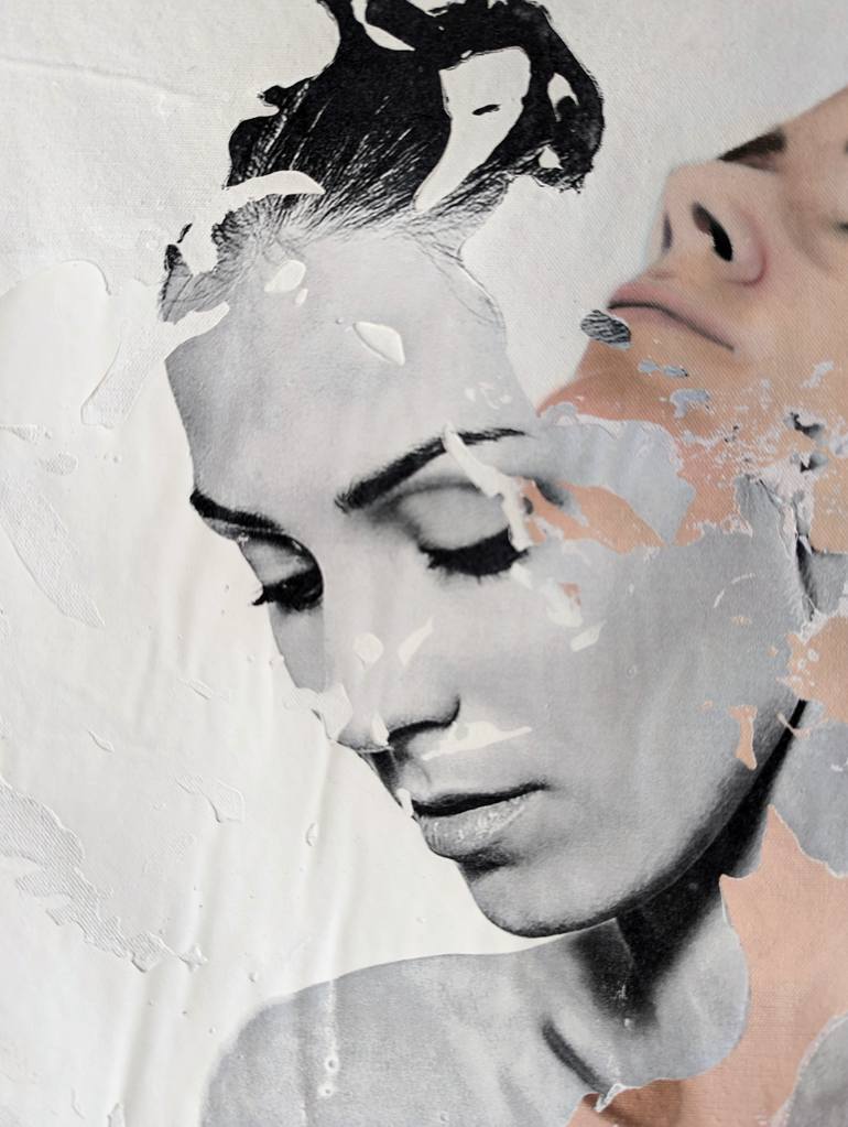 Original Figurative Body Painting by Raúl Lara