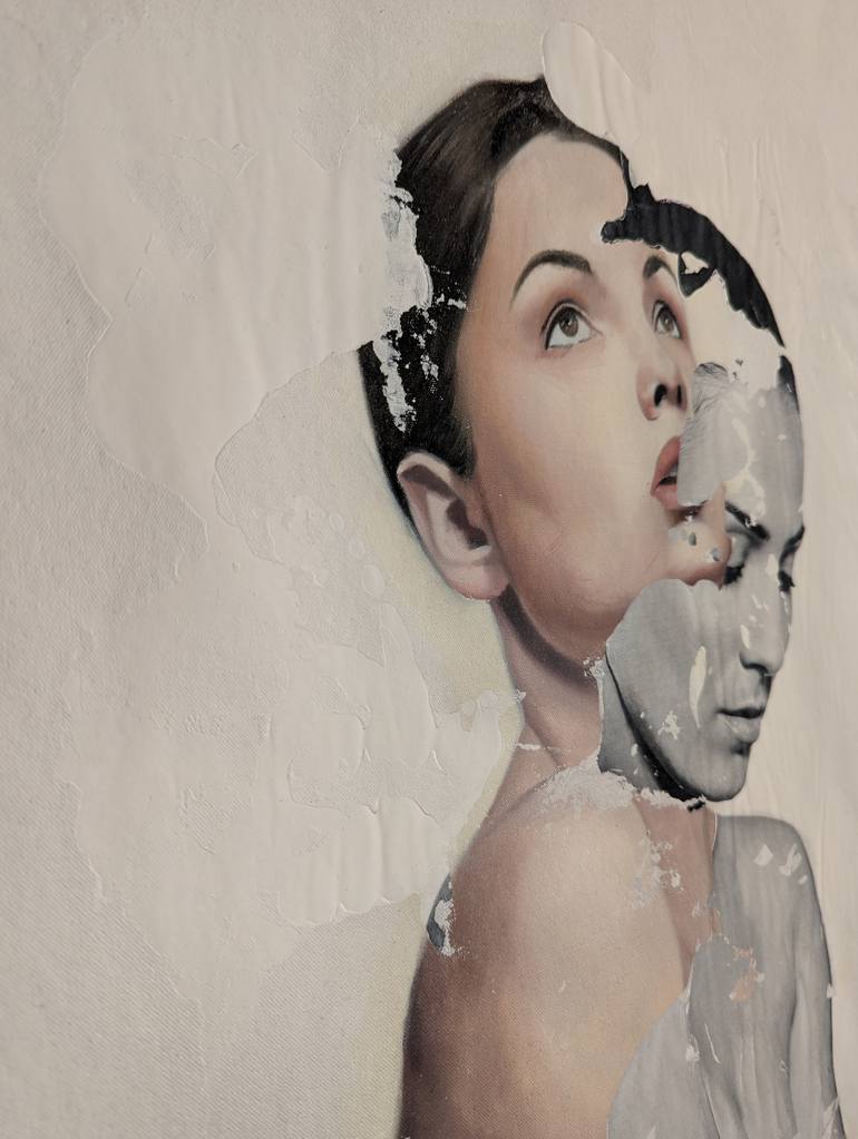 Original Figurative Body Painting by Raúl Lara
