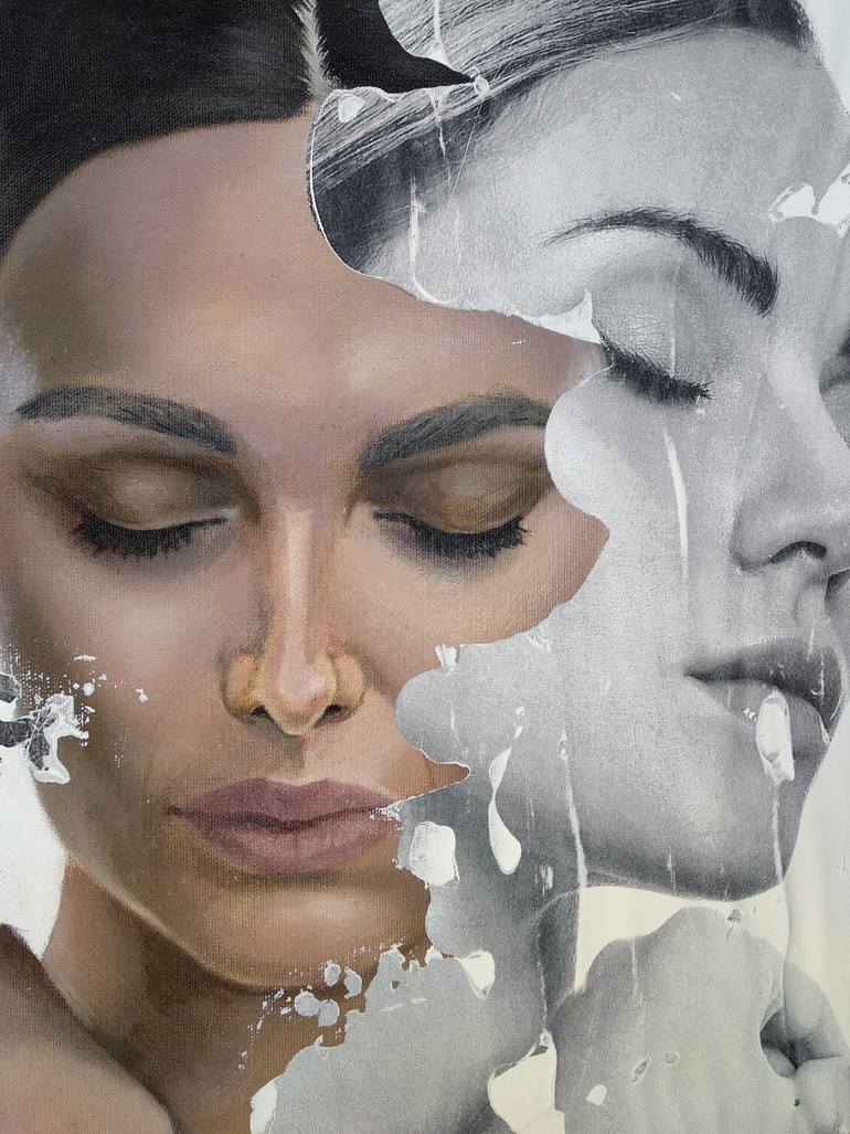 Original Figurative Body Painting by Raúl Lara