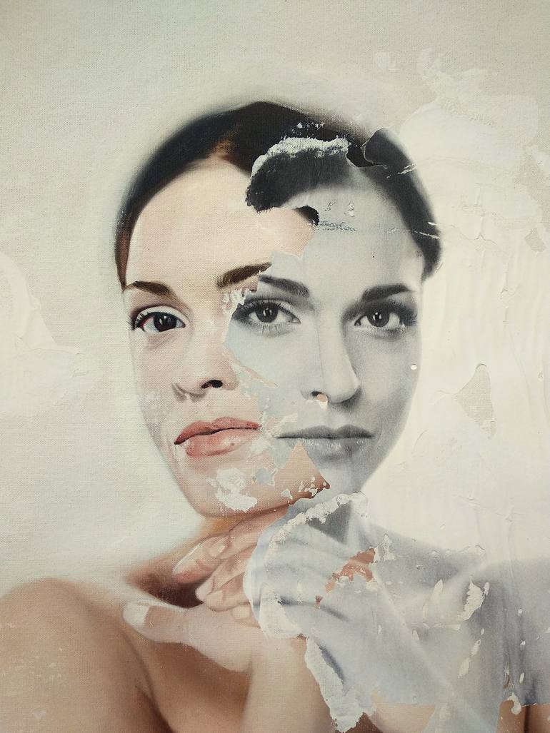 Original Figurative Women Mixed Media by Raúl Lara