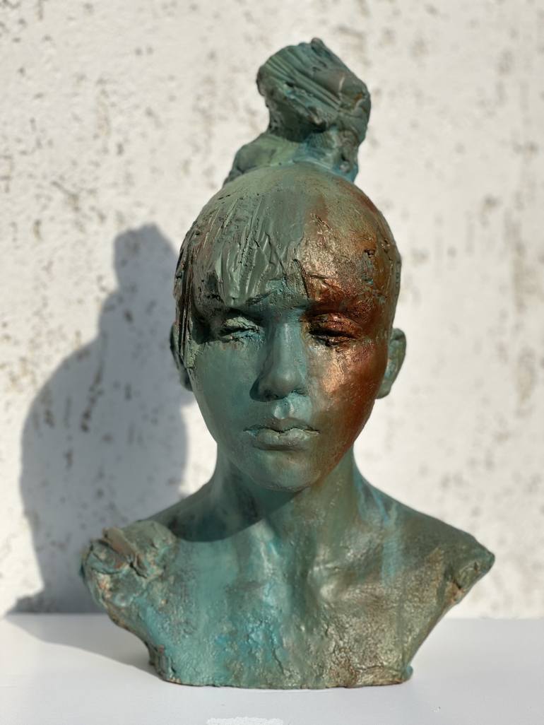 Original Figurative Women Sculpture by Beata Belanszky-Demko