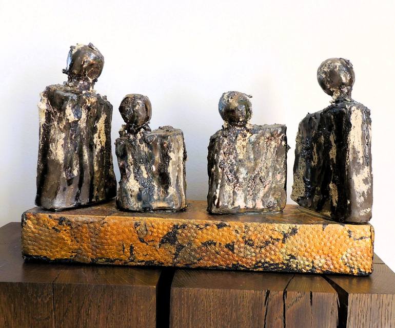 Original People Sculpture by Eleni Pappa Tsantilis