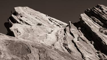 Vasquez Rocks being scaled by hikers thumb