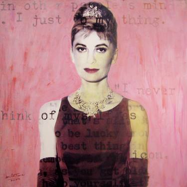 «Being Audrey Hepburn» Pink thumb