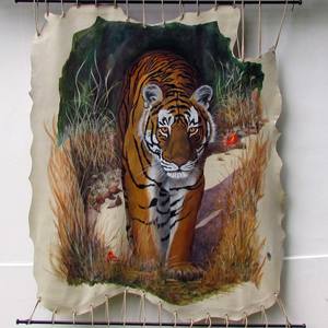 Collection ANIMAL ART ON LEATHER. STUNNING BIG CATS and BISON ON LARGE LEATHER HIDES.