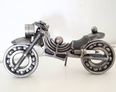 Unique Motorcycle Art Miniature made of scrap metal parts thumb