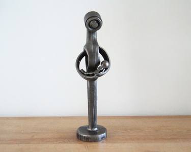 Mother & Child Statue Home Decor Metal Sculpture Gift for Parents thumb
