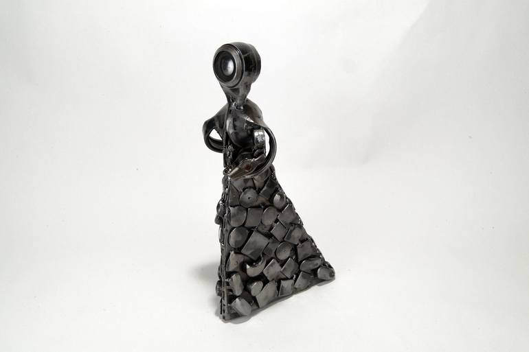 Original Other Women Sculpture by Giannis Dendrinos