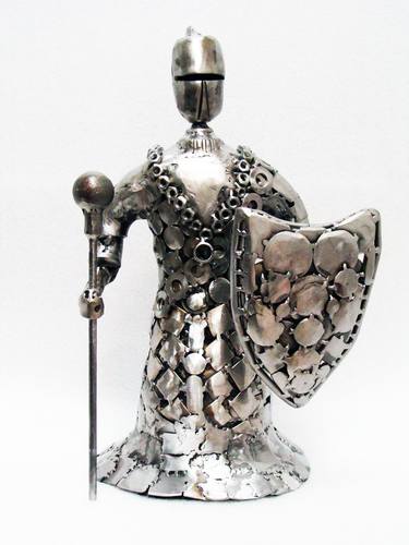 Knight metal art sculpture thumb