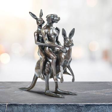 They hopped into an adventure of a lifetime (Bronze Sculpture, Miniature Collection) thumb