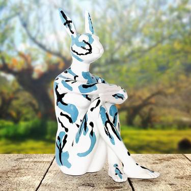 Splash Pop City Bunny (White with Black and Blue Pattern) thumb