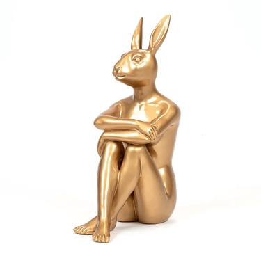 Cool City Bunny (Resin Sculpture gold) thumb