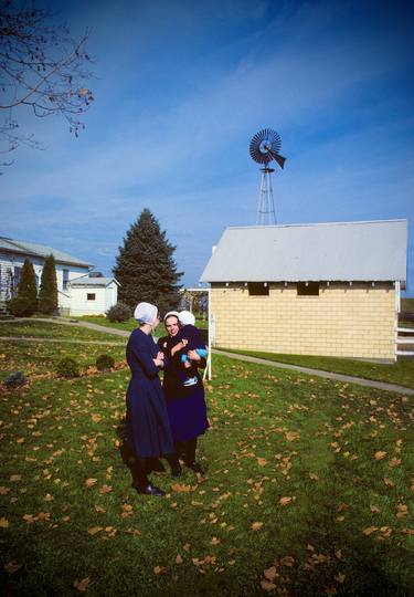 Amish of Sugarcreek_Family • Archival Pigment limited edition of 12 museum quality prints - Limited Edition of 12 thumb