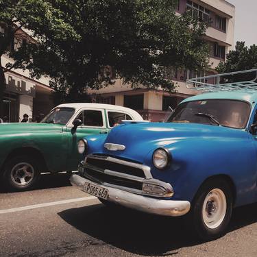 Untitled Cars, Cuba - Limited Edition 1 of 50 thumb