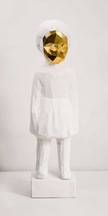 Big Doll, Title: Golden mask thumb