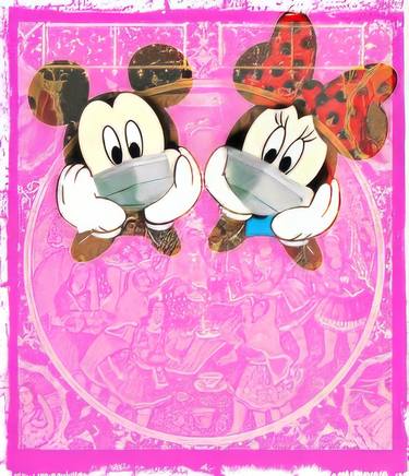 Mickey Mouse wering mask thumb