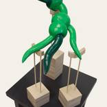 Floating sculptures; the green one - Zwevende beelden; de groene by Sandra Catsburg