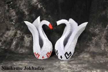 3D Origami Swans thumb