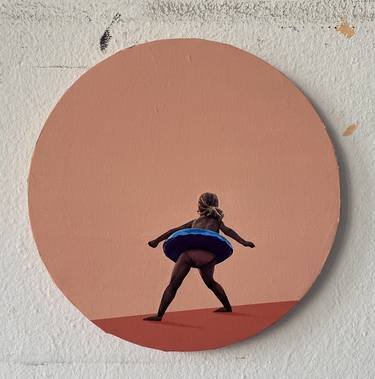 Women II, 2020, oil on canvas, circle 30cm thumb