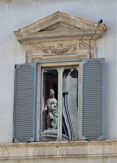 Rome.Reflection on window thumb