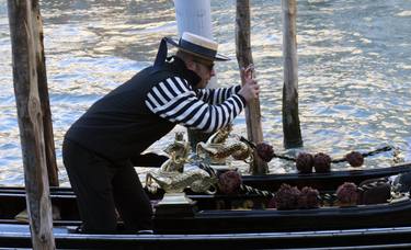 The photographer gondolier - Limited Edition of 1 thumb