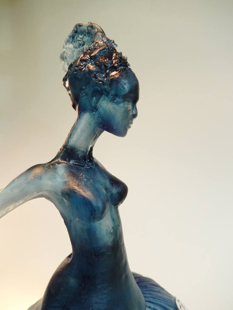 Original Figurative Women Sculpture by Jane-Sylvie Van Den Bosch