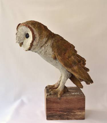BARN OWL, SOLID RECYCLED CARDBOARD PAPER thumb