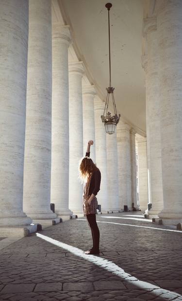 Dancer at Vaticano thumb