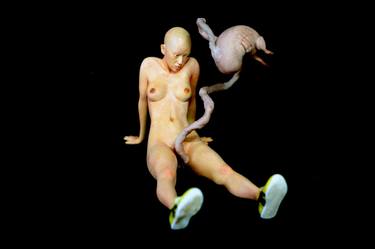 Original Realism Nude Sculpture by jihoan choi