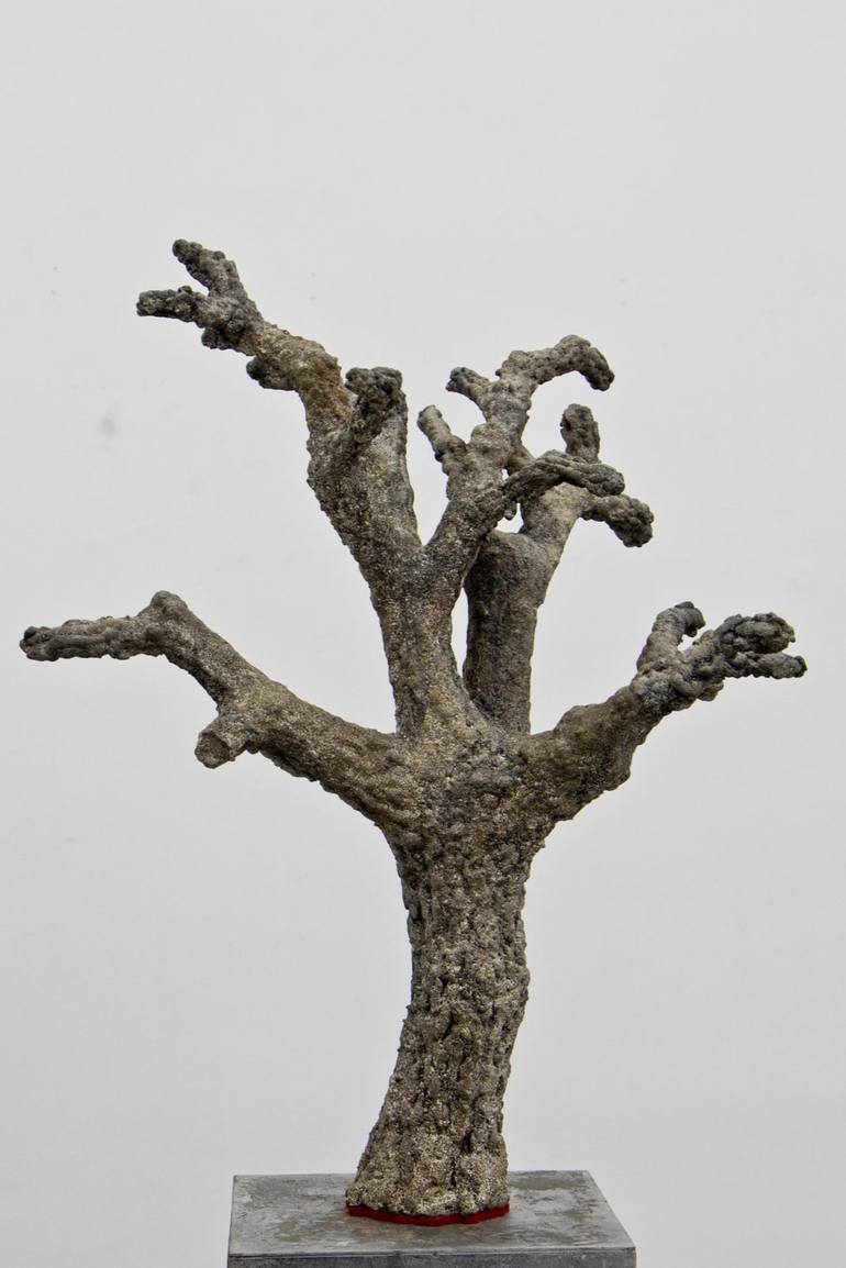 tree 5, H77x60x52cm, cast iron, 2020 - Print